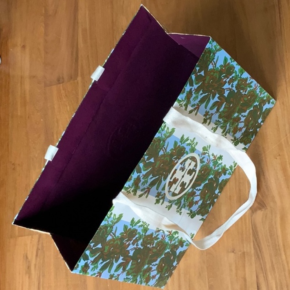 Floral large Tory Burch gift bag shopping bag in great condition